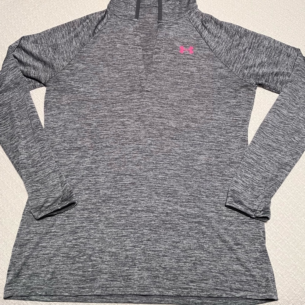 Under Armour (P2P 20) Heather Grey light weight hoodie breast cancer symbol